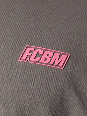 FCBM T-Shirt 'Curt' in Grau