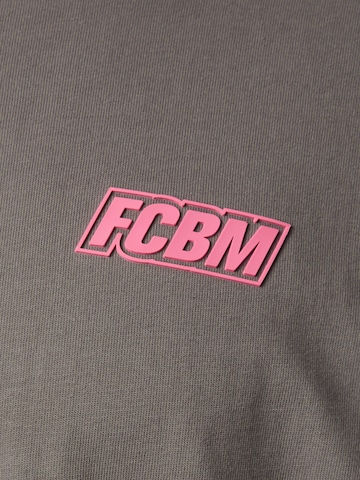 FCBM T-Shirt 'Curt' in Grau