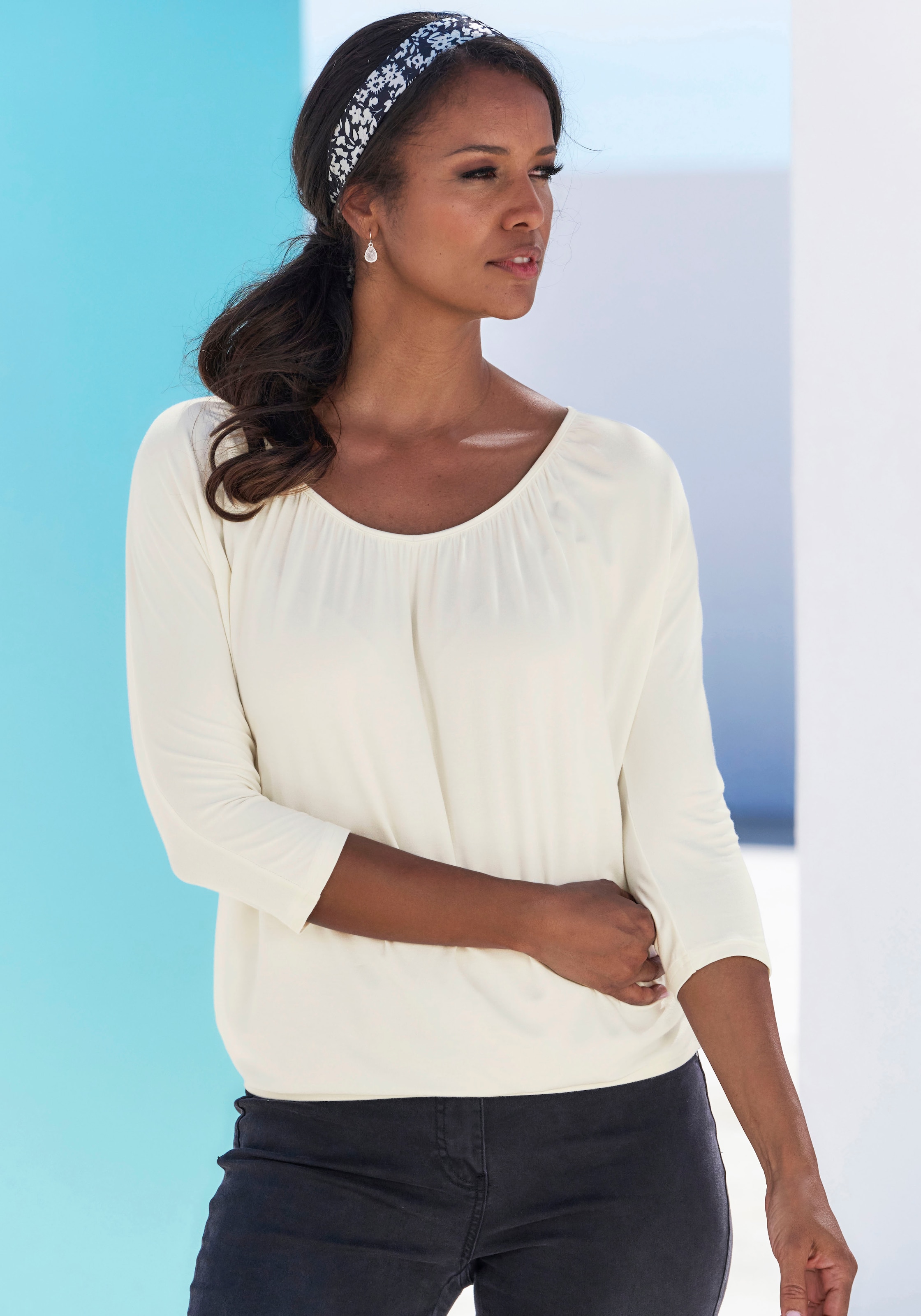 Maglietta di LASCANA in blu