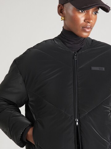 EA7 Emporio Armani Jacke in Schwarz