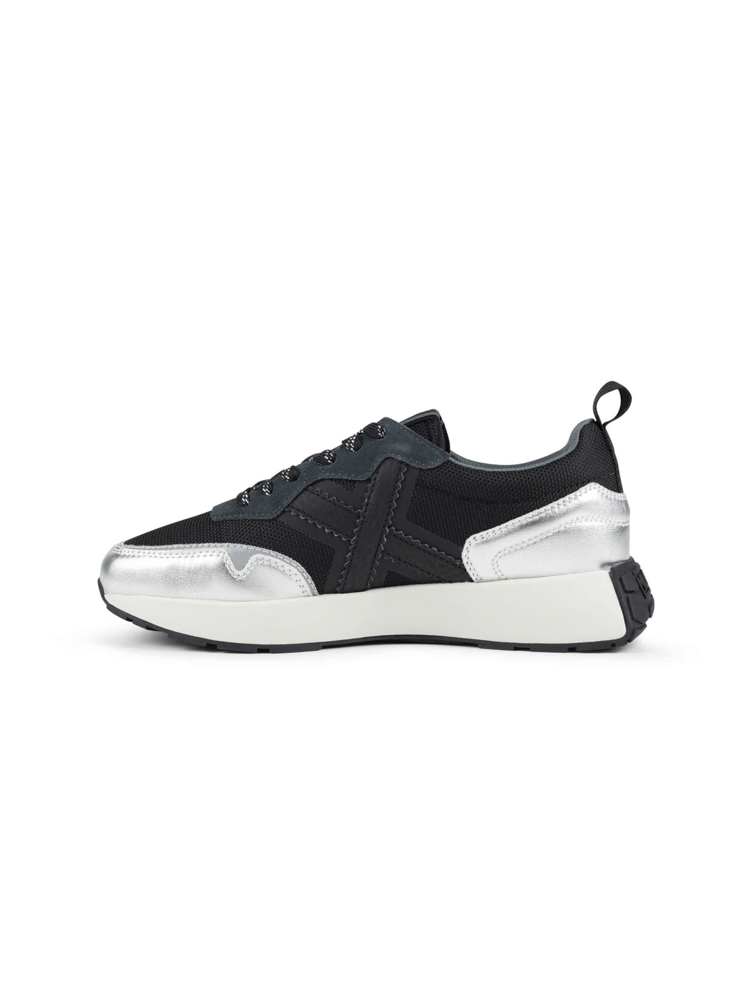 MUNICH Sneaker 'XEMINE' in Schwarz: Vorderseite