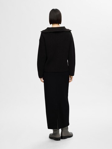SELECTED FEMME Sweter 'Bloomie' w kolorze czarny