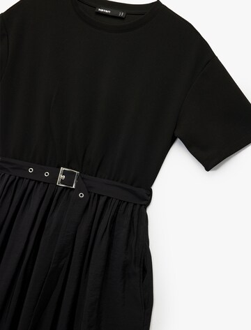 Koton Kleid in Schwarz