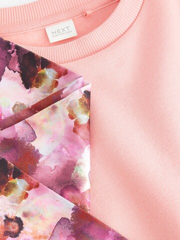 Next Set in Pink