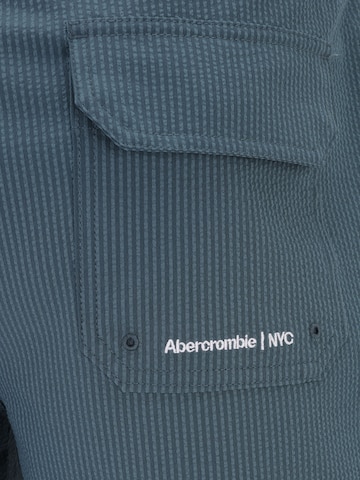 Abercrombie & Fitch Plavecké šortky - Modrá