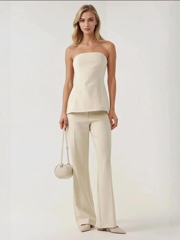 Top di Hiccup in bianco