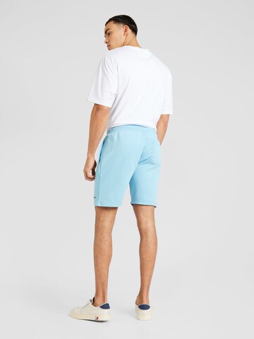 TOMMY HILFIGER Regular Shorts in Blau