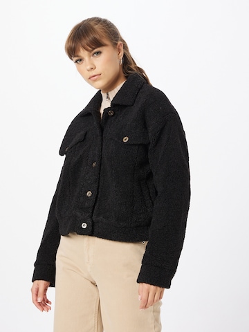 ONLY Between-Season Jacket 'TELMA' in Black: front