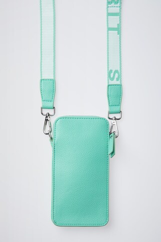 Soccx Smartphone Case in Green