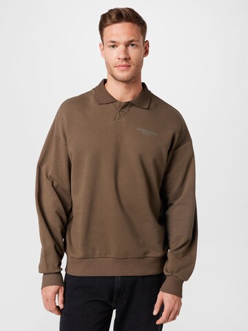 BURTON MENSWEAR LONDON Sweatshirt in Brown: front