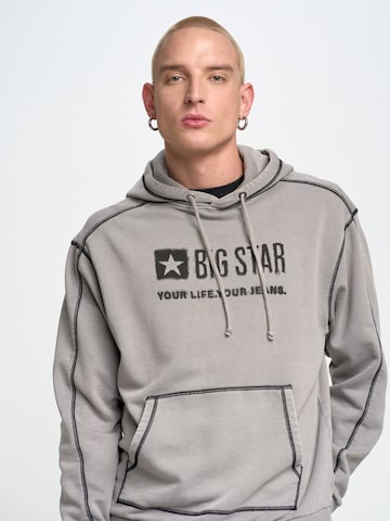 BIG STAR Sweatshirt 'Bisco' in Grau
