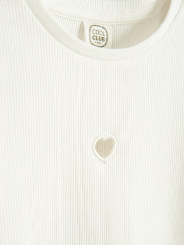 Tricou de la Cool Club pe alb
