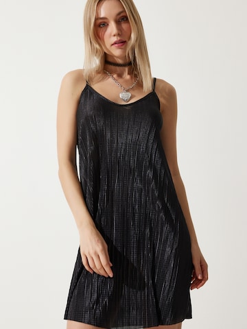 Robe Happiness İstanbul en noir : devant
