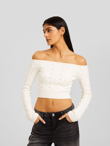 Bershka Sweater in Beige: front