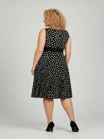 Shape Of You Zomerjurk in Zwart
