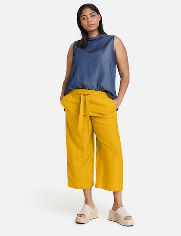 Wide leg Pantaloni di SAMOON in giallo
