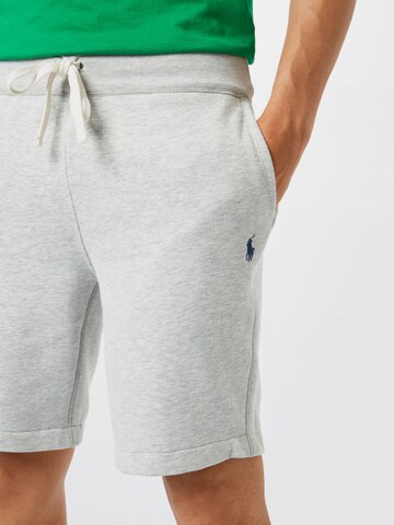 Regular Pantalon Polo Ralph Lauren en gris