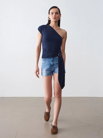Dilvin Blusen in Blau