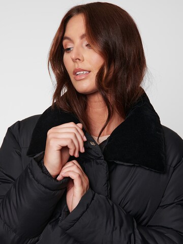 Threadbare Winter jacket 'Honeydew' in Black