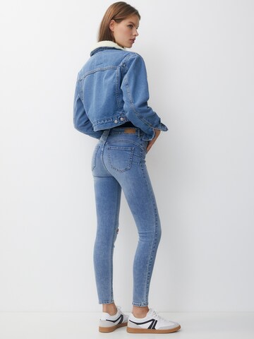 Skinny Jeans de la Pull&Bear pe albastru