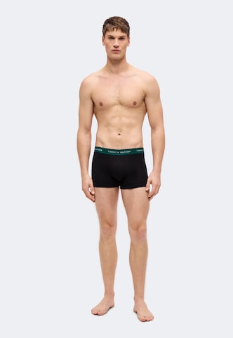Tommy Hilfiger Underwear Боксерки 'Essential' в черно: отпред
