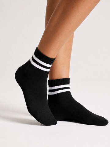 sockenkauf24 Athletic Socks in Black: front