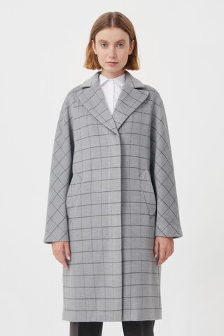 Finn Flare Mantel 'Classic' in Grau: Vorderseite