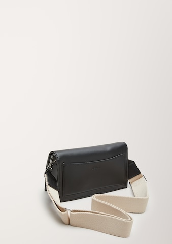 s.Oliver Crossbody Bag in Black