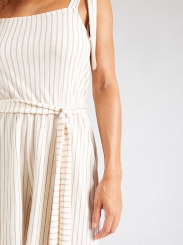 Tuta jumpsuit 'Lea' di ABOUT YOU in bianco