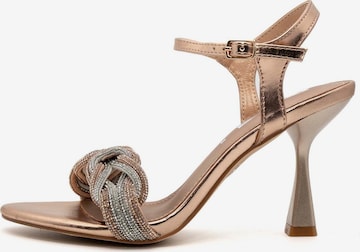 KAMMI Sandals in Pink: front