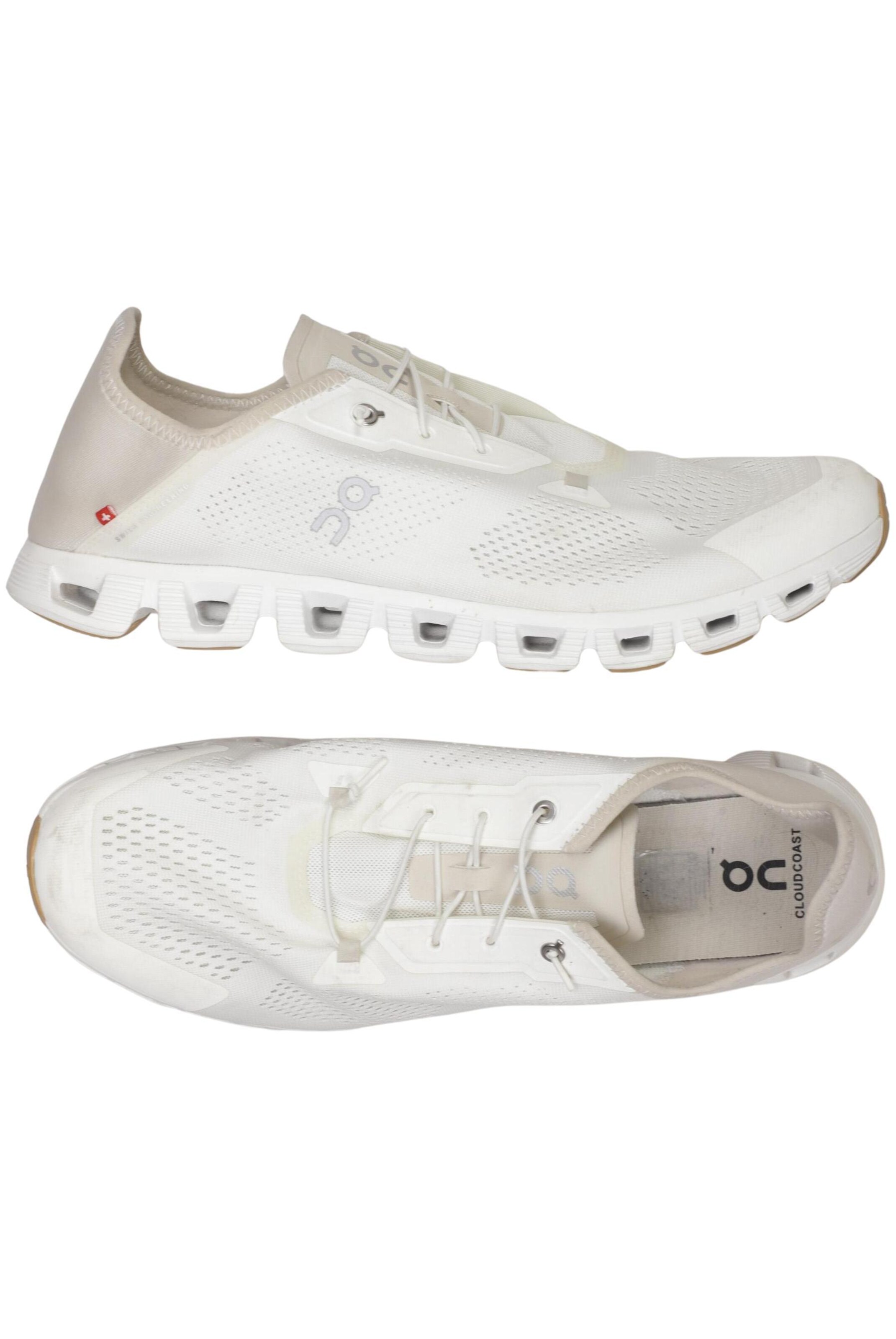On Sneakers & Trainers in 49 in White: front