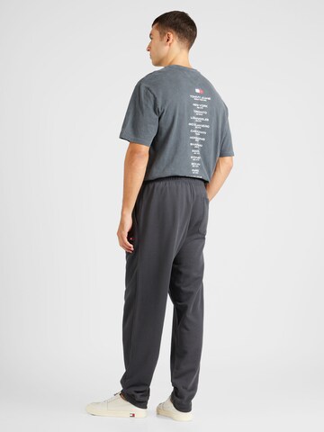 Tommy Jeans Tapered Broek in Grijs