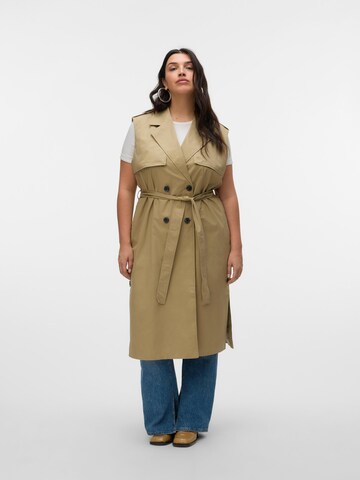 Vero Moda Curve Vest in Green: front