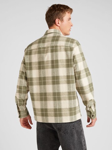 DRYKORN Comfort fit Koszula 'Gunray' w kolorze zielony