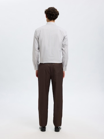 Coupe slim Chemise SELECTED HOMME en blanc