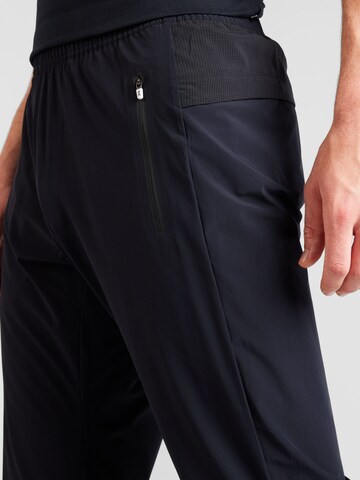 Regular Pantaloni sport de la On pe negru