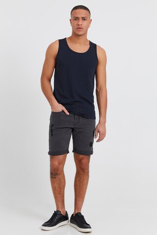 !Solid - regular Vaquero 'NOYTON' en gris