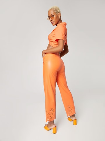 Katy Perry exclusive for ABOUT YOU - Blusa 'Lexa' en naranja