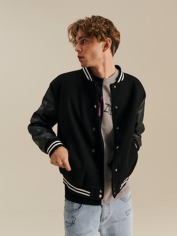 About You x Nils Kuesel Between-Season Jacket 'Can' in Black: front