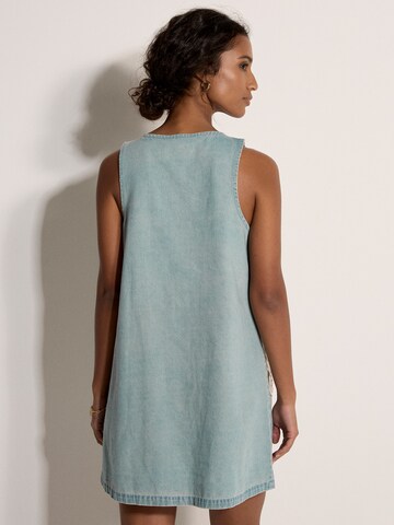 Apricot Dress in Blue