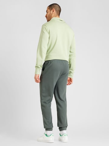Effilé Pantalon de sport 'Jaiden' Virtus en vert