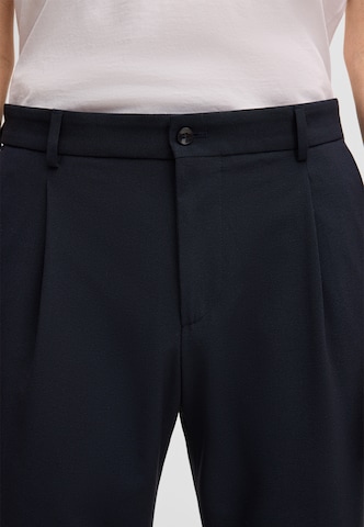 STRELLSON Loose fit Pleat-front trousers ' Lois ' in Blue