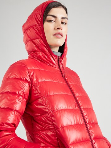 Manteau mi-saison QS en rouge