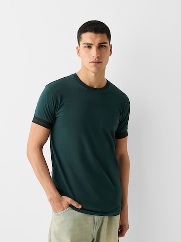 Bershka Тениска в зелено: отпред