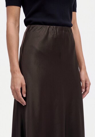 Vero Moda Petite Пола 'VMMERLE' в кафяво: отпред