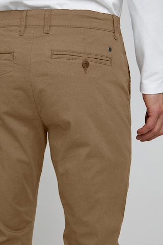 !Solid Chinohose in Beige