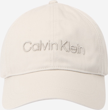 Calvin Klein غطاء بلون بيج