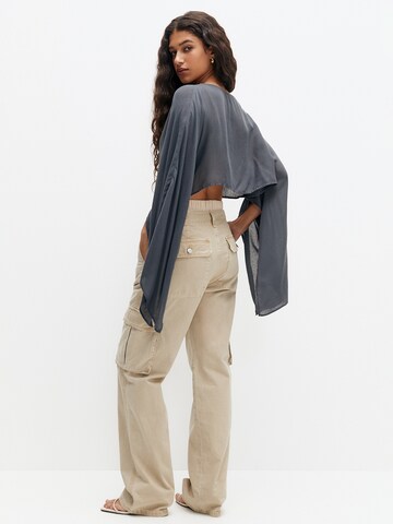 Pull&Bear Blouse in Grey