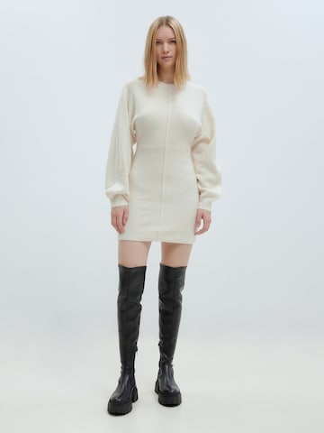 EDITED Knitted dress 'Tonia' in White