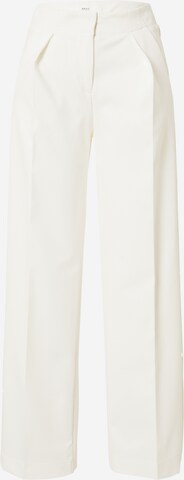 BRAX Wide leg Pleat-Front Pants 'MAINE' in White: front